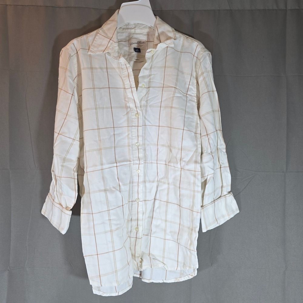 Universal Thread Womens Relaxed Fit Plaid Button Down Shirt Cream Tan XS New